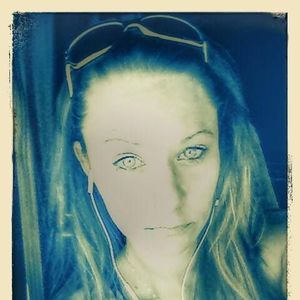 Meet your Posher, Krystal